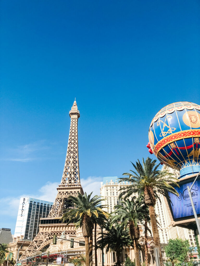 Should You Take Your Kids to Vegas?