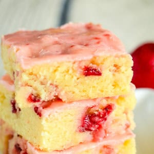 Strawberry Lemon Blondies Recipe - Creations by Kara