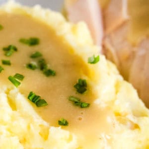 Homemade Turkey Gravy from Drippings